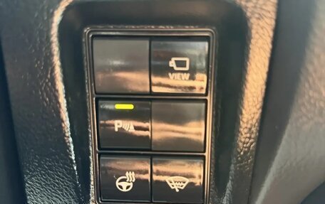 Toyota Land Cruiser Prado 150 рестайлинг 2, 2020 год, 5 300 000 рублей, 16 фотография