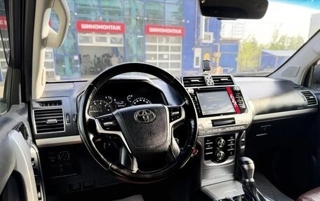 Toyota Land Cruiser Prado 150 рестайлинг 2, 2020 год, 5 300 000 рублей, 18 фотография