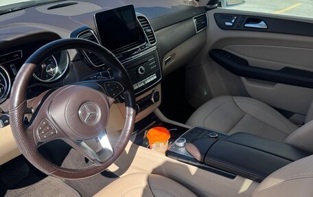 Mercedes-Benz GLS, 2018 год, 5 900 000 рублей, 19 фотография