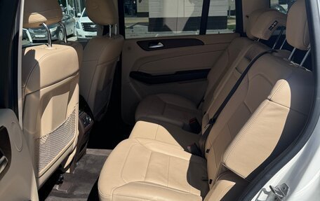Mercedes-Benz GLS, 2018 год, 5 900 000 рублей, 28 фотография