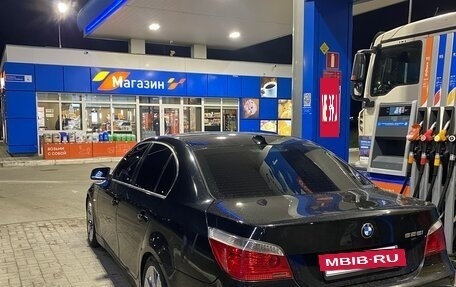 BMW 5 серия, 2005 год, 695 000 рублей, 6 фотография