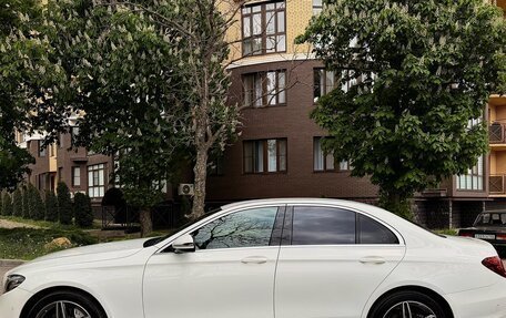 Mercedes-Benz E-Класс, 2019 год, 3 500 000 рублей, 3 фотография