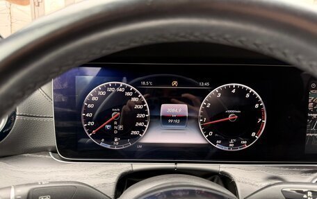 Mercedes-Benz E-Класс, 2019 год, 3 500 000 рублей, 12 фотография
