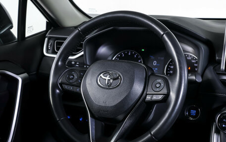 Toyota RAV4, 2020 год, 2 890 000 рублей, 13 фотография