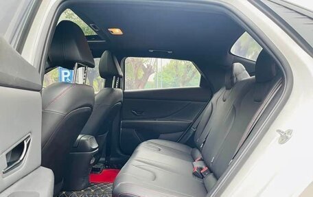 Hyundai Elantra, 2022 год, 1 650 000 рублей, 7 фотография