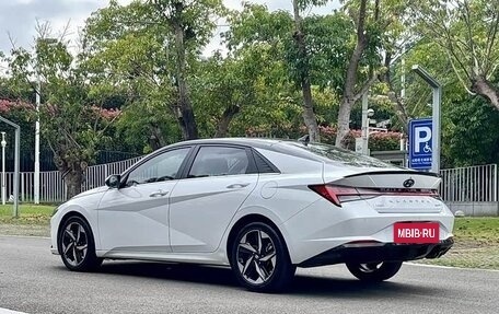 Hyundai Elantra, 2022 год, 1 650 000 рублей, 9 фотография