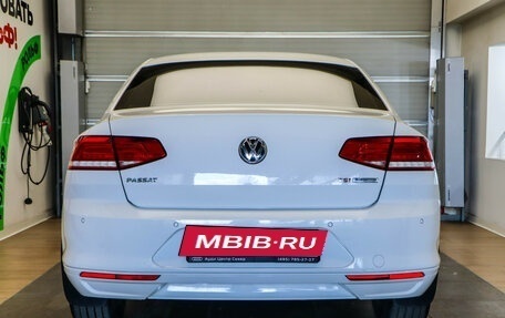 Volkswagen Passat B8 рестайлинг, 2015 год, 1 450 000 рублей, 5 фотография