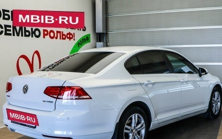 Volkswagen Passat B8 рестайлинг, 2015 год, 1 450 000 рублей, 4 фотография
