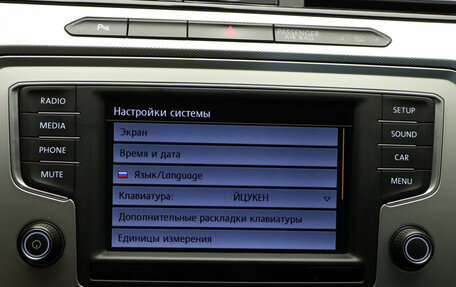Volkswagen Passat B8 рестайлинг, 2015 год, 1 450 000 рублей, 23 фотография