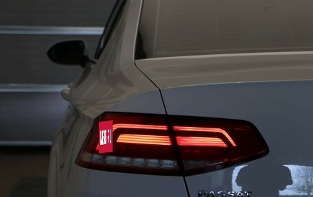 Volkswagen Passat B8 рестайлинг, 2015 год, 1 450 000 рублей, 28 фотография