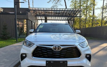 Toyota Highlander, 2026 год, 5 700 000 рублей, 2 фотография