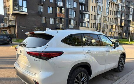Toyota Highlander, 2026 год, 5 700 000 рублей, 4 фотография