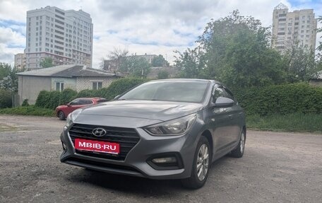 Hyundai Solaris II рестайлинг, 2019 год, 1 320 000 рублей, 1 фотография