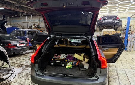 Volvo V90 Cross Country I рестайлинг, 2018 год, 3 601 000 рублей, 17 фотография