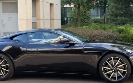 Aston Martin DB11 I, 2017 год, 13 500 000 рублей, 2 фотография