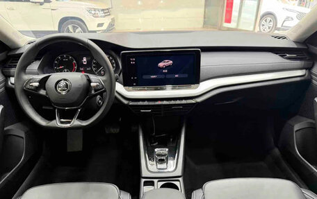 Skoda Octavia IV, 2022 год, 2 200 000 рублей, 4 фотография