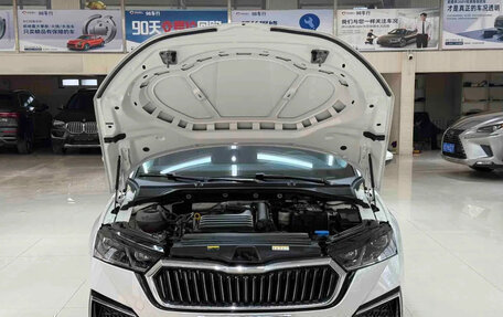 Skoda Octavia IV, 2022 год, 2 200 000 рублей, 8 фотография