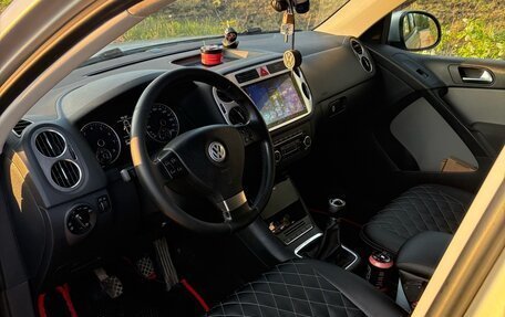 Volkswagen Tiguan I, 2010 год, 1 400 000 рублей, 6 фотография