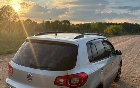 Volkswagen Tiguan I, 2010 год, 1 400 000 рублей, 2 фотография
