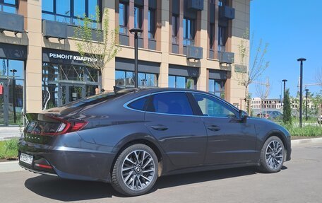Hyundai Sonata VIII, 2021 год, 2 500 000 рублей, 3 фотография