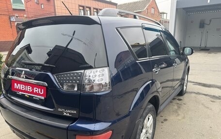 Mitsubishi Outlander III рестайлинг 3, 2011 год, 870 000 рублей, 3 фотография