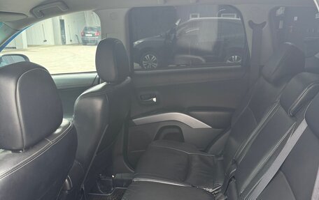Mitsubishi Outlander III рестайлинг 3, 2011 год, 870 000 рублей, 7 фотография