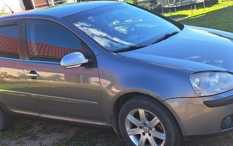 Volkswagen Golf V, 2006 год, 380 000 рублей, 3 фотография