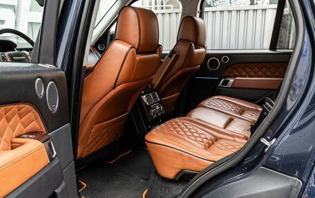 Land Rover Range Rover IV рестайлинг, 2017 год, 4 080 000 рублей, 13 фотография