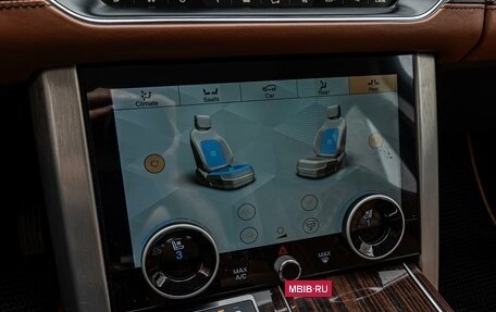 Land Rover Range Rover IV рестайлинг, 2017 год, 4 080 000 рублей, 17 фотография