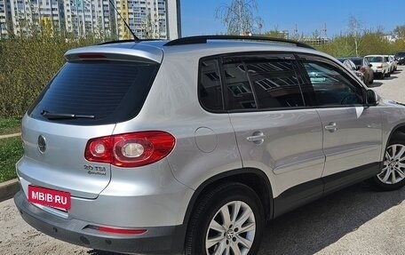 Volkswagen Tiguan I, 2011 год, 1 200 000 рублей, 2 фотография