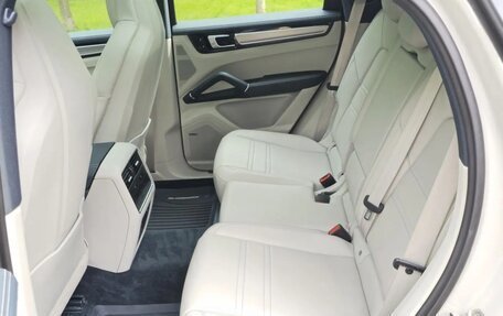 Porsche Cayenne III, 2019 год, 7 680 000 рублей, 18 фотография