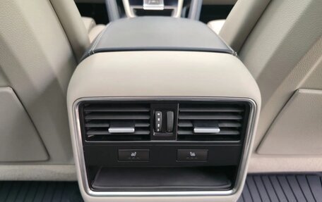 Porsche Cayenne III, 2019 год, 7 680 000 рублей, 26 фотография