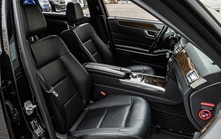 Mercedes-Benz E-Класс, 2013 год, 2 180 000 рублей, 8 фотография