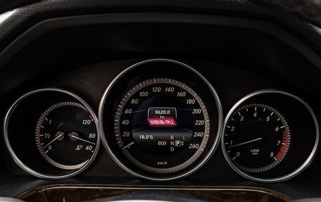 Mercedes-Benz E-Класс, 2013 год, 2 180 000 рублей, 16 фотография
