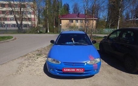 Mitsubishi Colt VI рестайлинг, 1998 год, 90 000 рублей, 4 фотография
