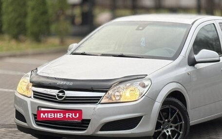Opel Astra H, 2011 год, 700 000 рублей, 3 фотография