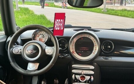 MINI Hatch, 2009 год, 1 249 000 рублей, 11 фотография