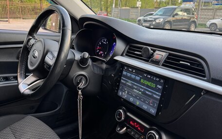 KIA Rio IV, 2018 год, 1 450 000 рублей, 13 фотография