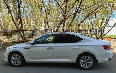 Skoda Superb III рестайлинг, 2020 год, 2 500 000 рублей, 7 фотография