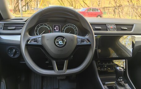 Skoda Superb III рестайлинг, 2020 год, 2 500 000 рублей, 12 фотография