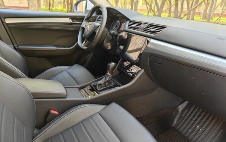 Skoda Superb III рестайлинг, 2020 год, 2 500 000 рублей, 19 фотография