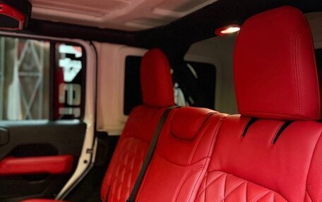 Jeep Wrangler, 2019 год, 6 480 000 рублей, 25 фотография