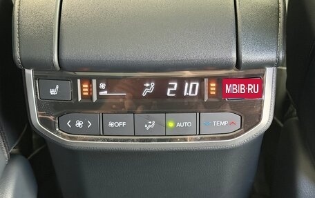 Toyota Highlander, 2026 год, 7 499 000 рублей, 24 фотография