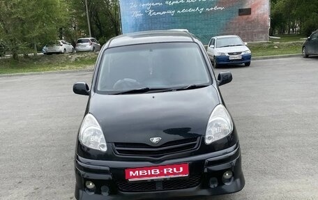 Toyota FunCargo, 2003 год, 400 000 рублей, 1 фотография