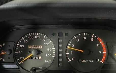 Toyota Land Cruiser Prado 90 рестайлинг, 1996 год, 1 150 000 рублей, 6 фотография