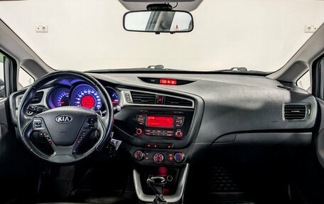 KIA cee'd III, 2017 год, 1 400 000 рублей, 14 фотография