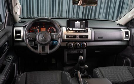 Mitsubishi L200, 2025 год, 4 485 000 рублей, 6 фотография