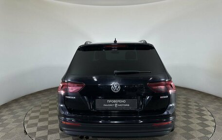 Volkswagen Tiguan II, 2019 год, 2 680 000 рублей, 3 фотография