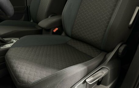 Volkswagen Tiguan II, 2019 год, 2 680 000 рублей, 10 фотография
