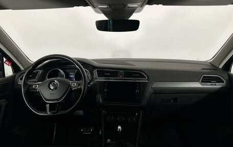 Volkswagen Tiguan II, 2019 год, 2 680 000 рублей, 7 фотография